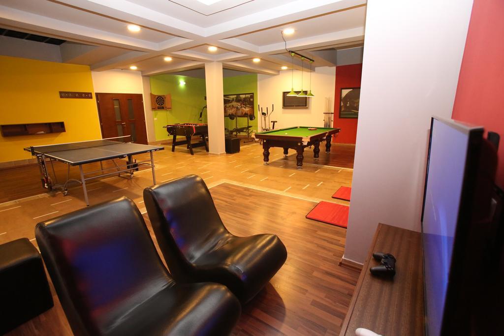 Hotel Ok 프리즈렌 외부 사진